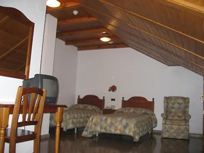Puente La Reina de Jaca Hotel Anaya מראה חיצוני תמונה