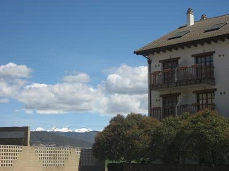 Puente La Reina de Jaca Hotel Anaya מראה חיצוני תמונה