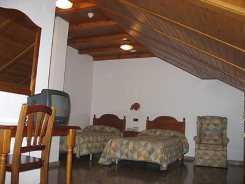 Puente La Reina de Jaca Hotel Anaya מראה חיצוני תמונה